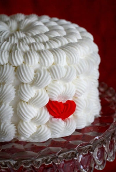 Mini Heart Cake {Surprise Inside Cake} - i am baker