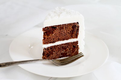 Food-styling-cake-slice
