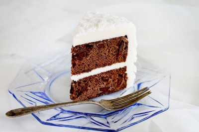 Slice-cake-food-styling