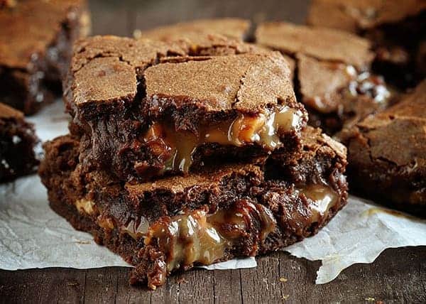 http://iambaker.net/wp-content/uploads/2015/01/caramel-brownies-2.jpg