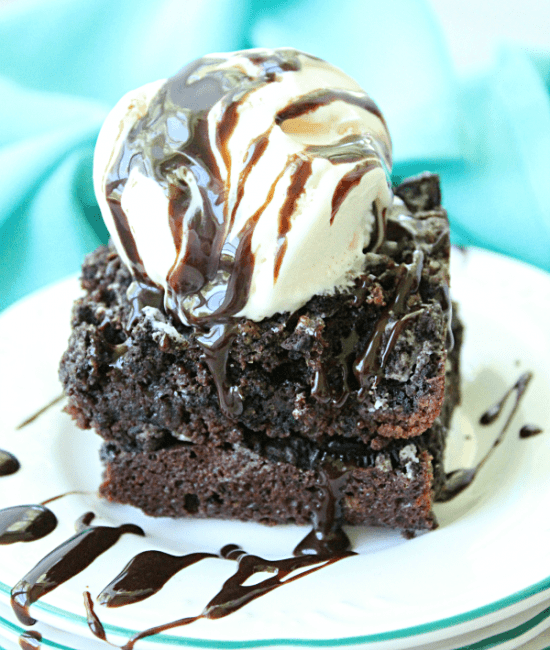 http://iambaker.net/wp-content/uploads/2017/07/fudgy-one-bowl-oreo-brownies1-www.ourtableforseven.com_-550x650.png