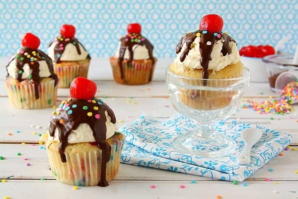 Ice Cream Sundae Cupcakes in Waffle Bowls - Ice Cream Cupcake