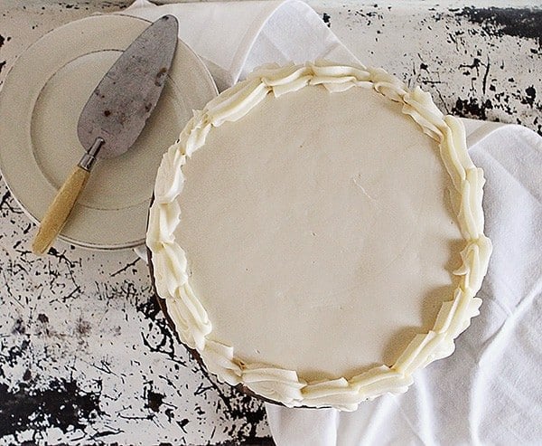 Frilly Cake Decorating: Full tutorial by iambaker.net #frillycake