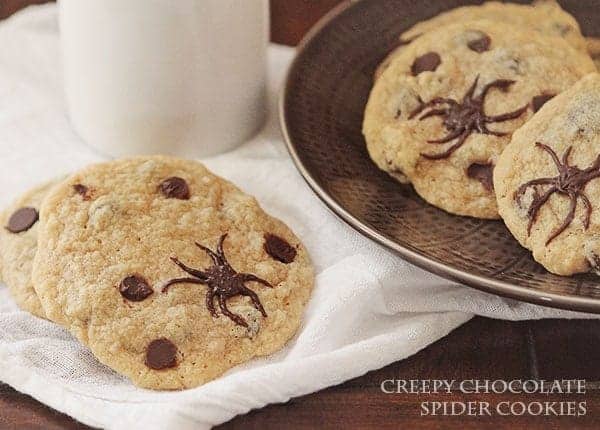 Creepy Chocolate Chip Spider Cookies #halloween #scarytreats