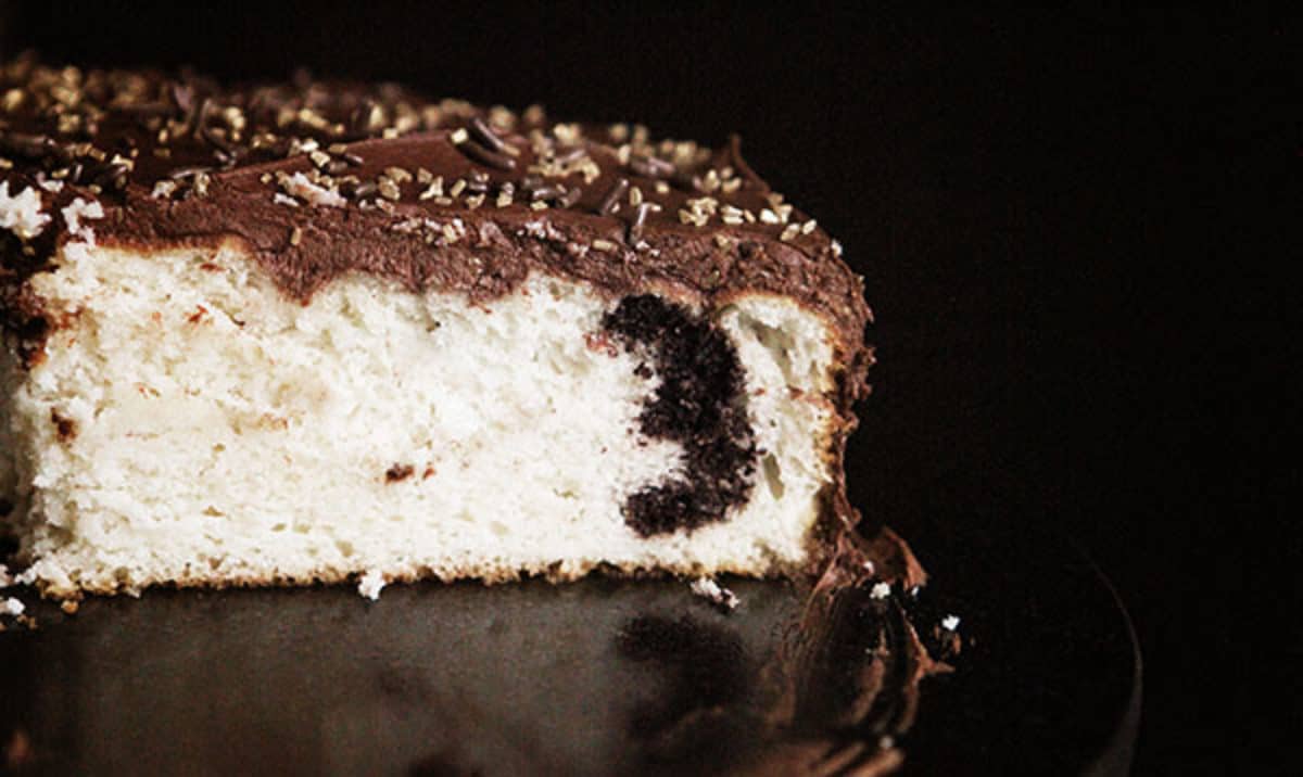 Countdown Cake {Surprise Inside Cake} i am baker