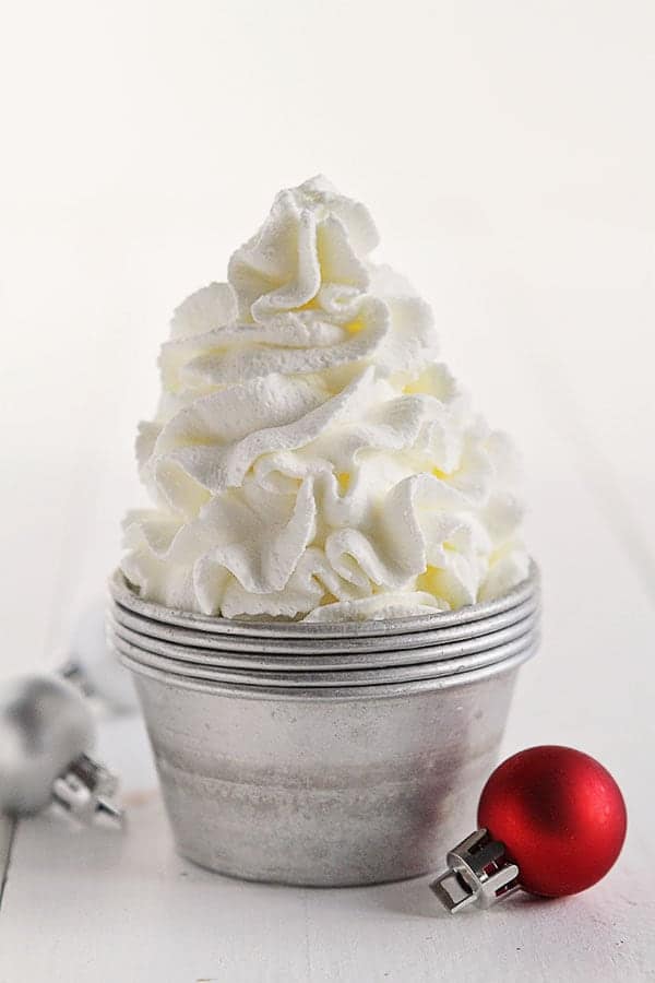 Homemade Peppermint Whipped Cream