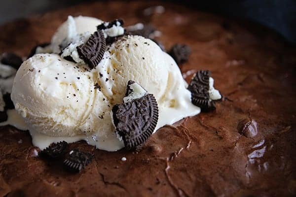 Easy Skillet Oreo Brownies