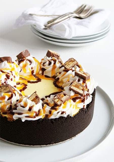 Snickers Bar Cheesecake Pie