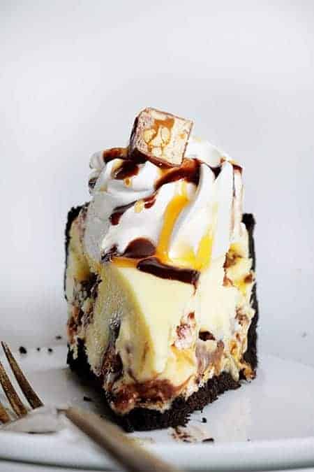Snickers Bar Cheesecake Pie