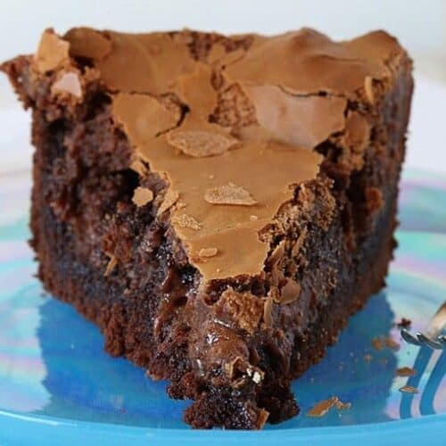 Amazing Chocolate Ooey Gooey Cake!