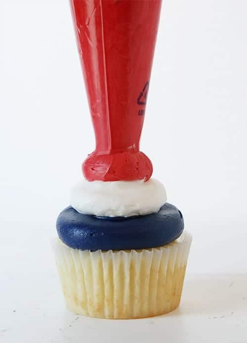 How to Make the Perfect Hi-Hat Cupcake with Surprise-Inside Colors!