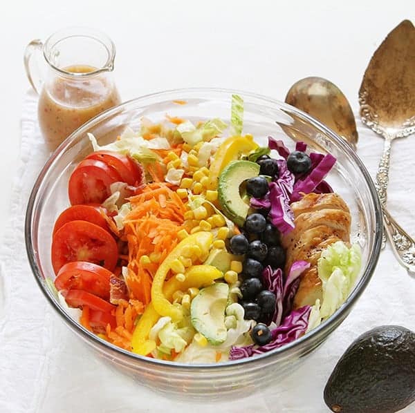 Rainbow salad bowl with chicken recipe