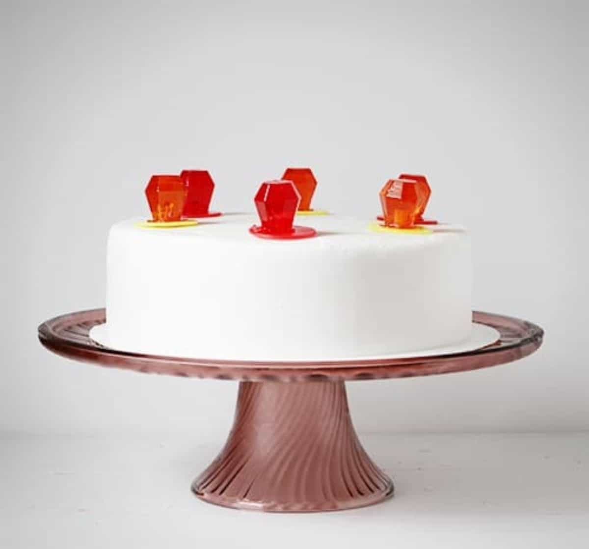 ring cake surpriseinside cake i am baker