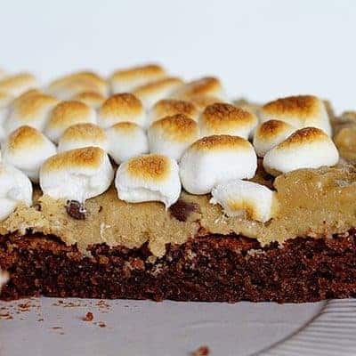 Brownie Cookie Dough Marshmallow Pie!