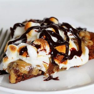Brownie Cookie Dough Marshmallow Pie!