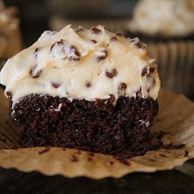 Creamy Cookie Dough Frosting (No Egg!)