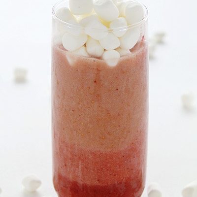 Birthday Smoothie! Strawberry, Banana & Pear combine to make a refreshing and delicious smoothie!