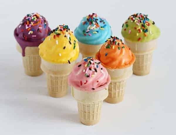 Christmas Cupcake Cones Recipe