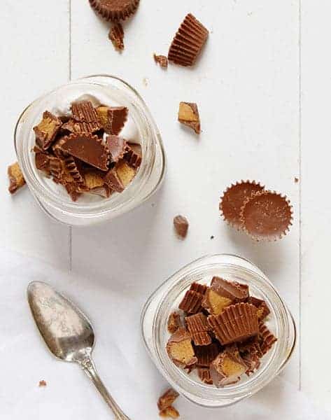 Reese's Peanut Butter Cheesecake in a Jar with Oreo crust!