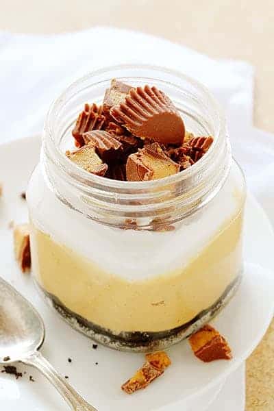 Reese's Peanut Butter Cheesecake in a Jar with Oreo crust!