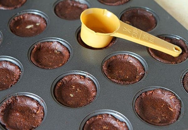 Peanut Butter Mouse in Chocolate Cookie Cups!