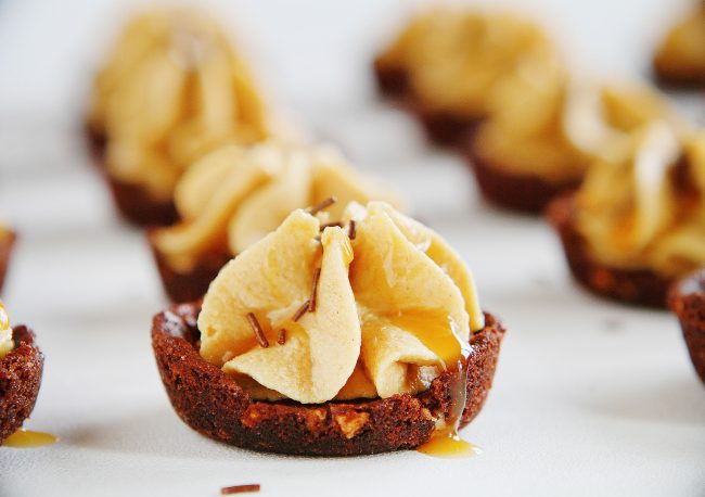 Peanut Butter Mouse in Chocolate Cookie Cups!