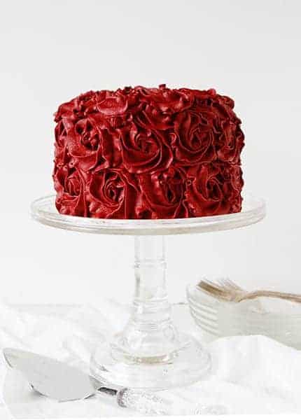 red rose cake