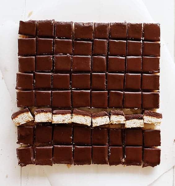 Cinnamon Shortbread Bars with Chocolate Ganache!