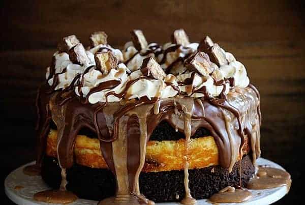 Snickers Cheesecake Cake!