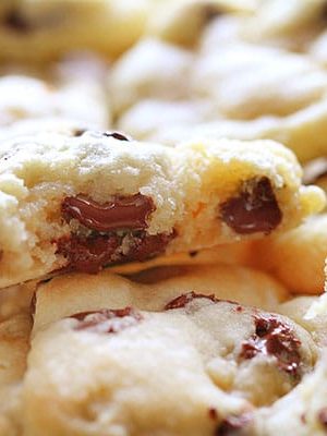 Best Soft Chocolate Chip Cookies