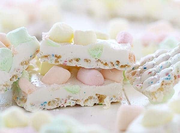 White Chocolate Krispy Marshmallow Bark!