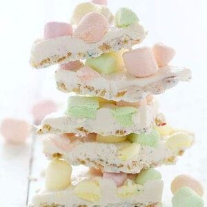 White Chocolate Krispy Marshmallow Bark!