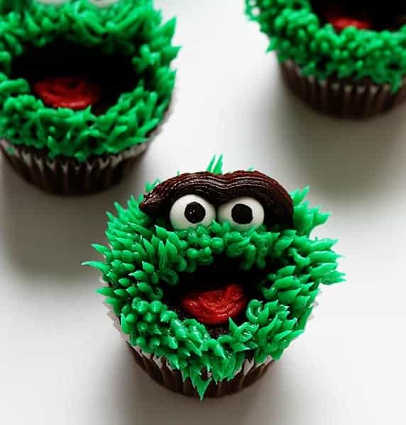 Oscar the Grouch Cupcakes!