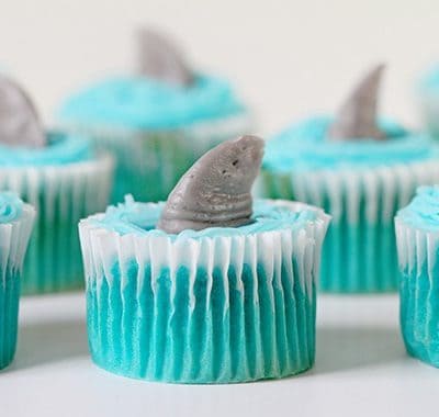 Shark Fin Cupcakes! (video)