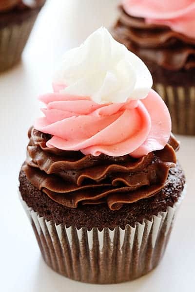 Neapolitan Frosting Cupcakes!