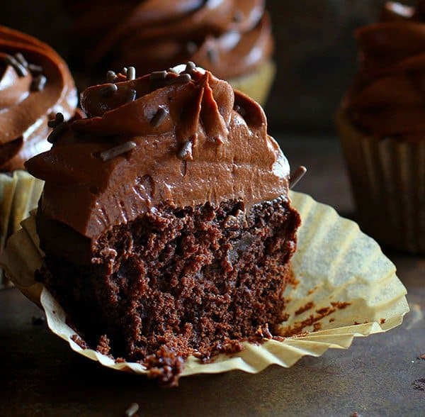 The Ultimate Chocolate Cupcake Recipe {Video}