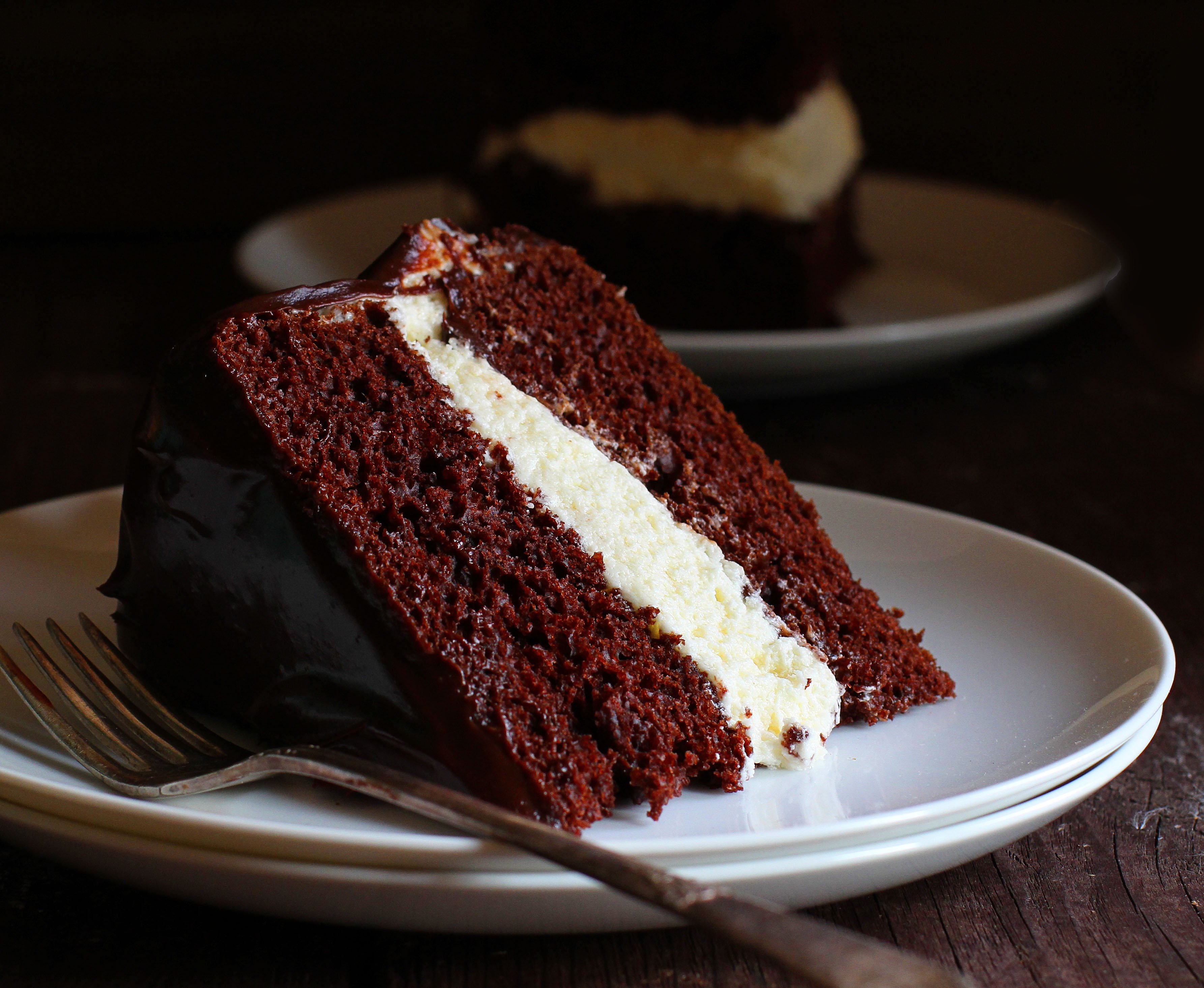 Ding Dong Cake {VIDEO} | I Am Baker