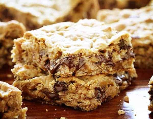 Oatmeal Chocolate Chip Bars