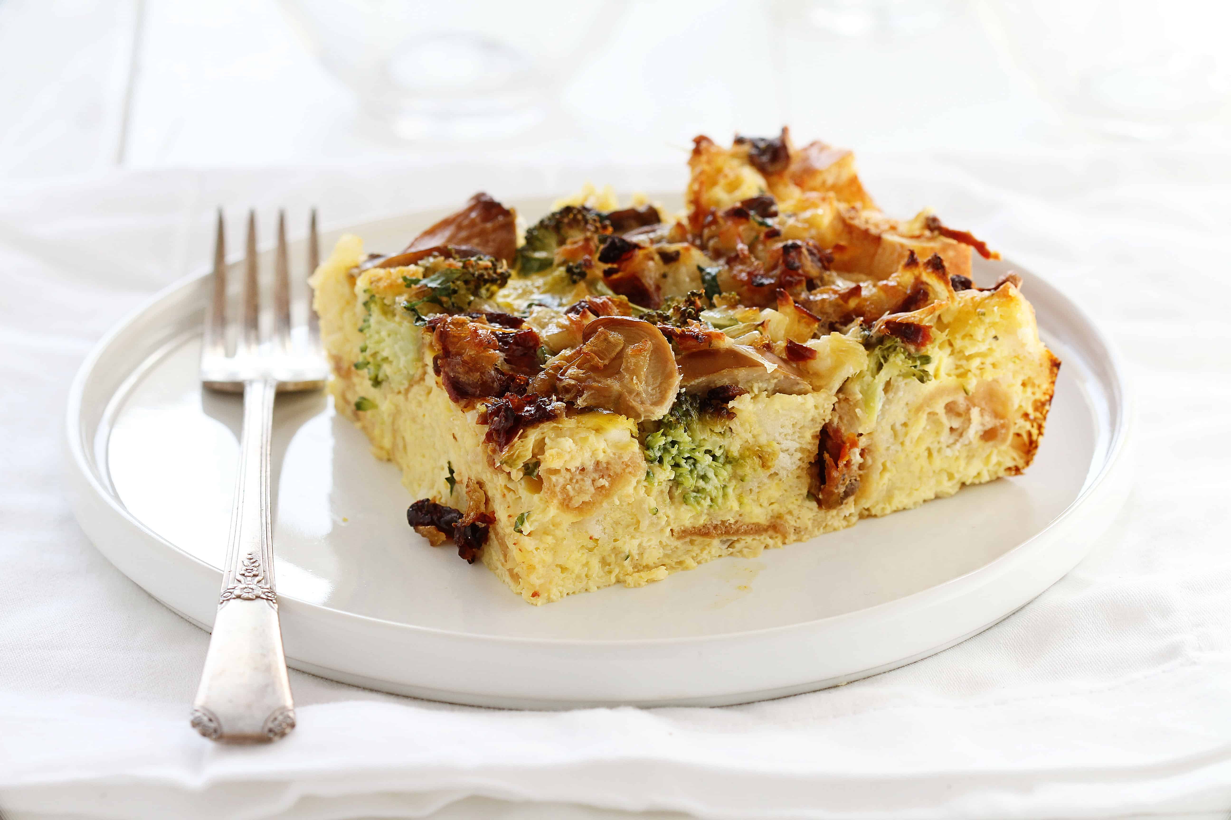 Breakfast Strata (Baked Egg Casserole