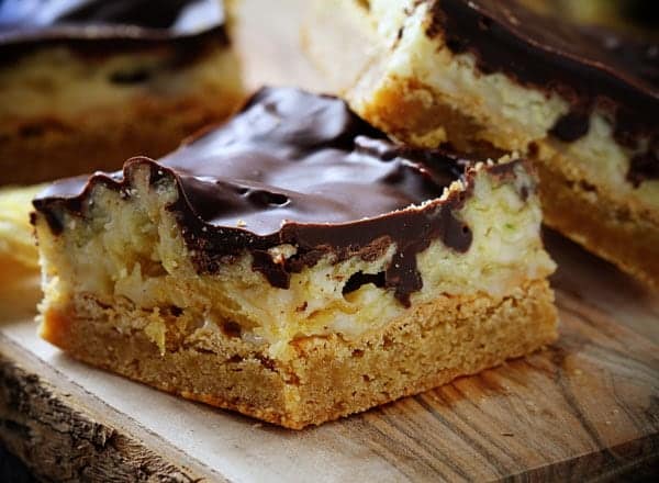 These Chocolate Marshmallow Blondies have the most AMAZING secret ingredient!