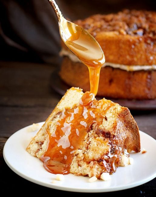 Naked Cake: Caramel Apple Cake