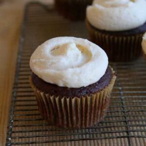Pumpkin Buttercream Cupcakes