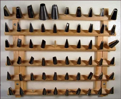 Diy Piping tip organizer to organize