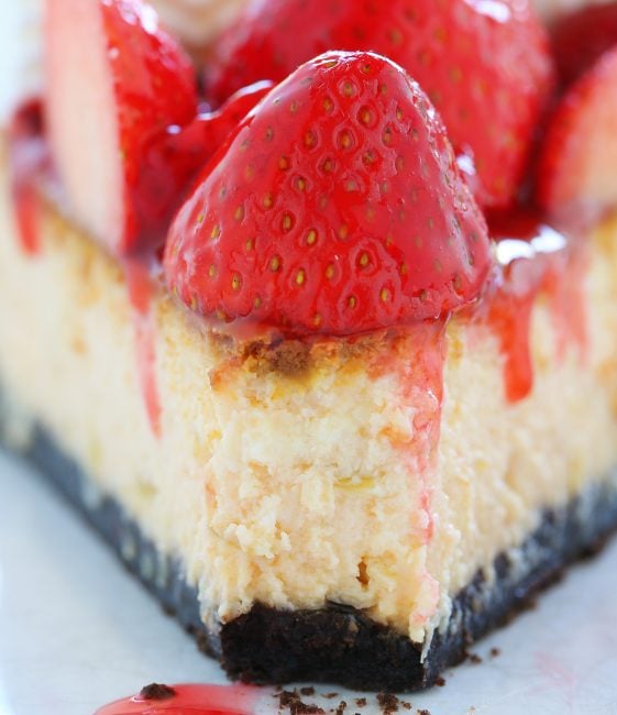 The Best Rhubarb Strawberry Cheesecake