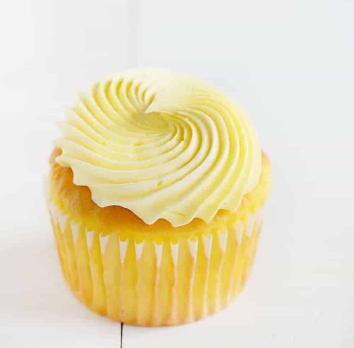 Easy Lemon Cupcakes with Lemon Buttercream I Am Baker