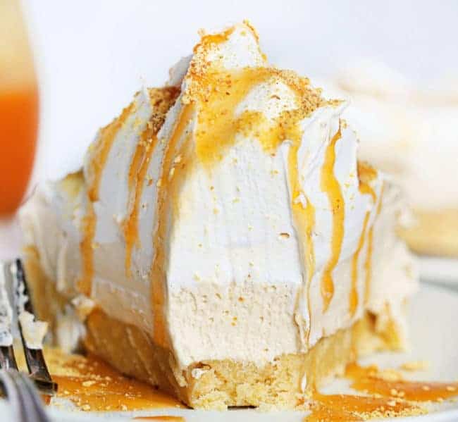 No Bake Caramel Shortbread Pie