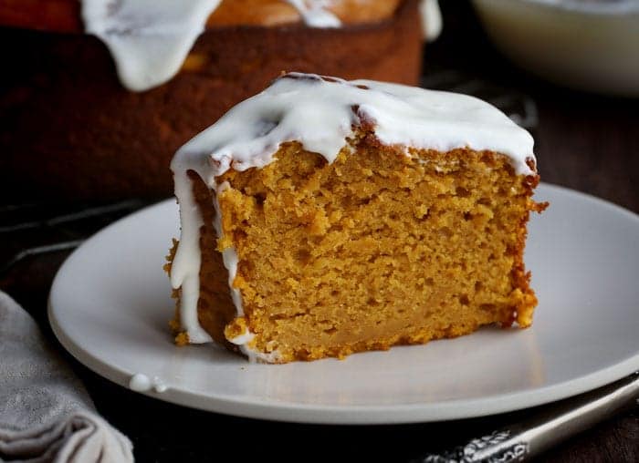 Pumpkin Dessert with Cream Cheese Glaze {VIDEO} | i am baker