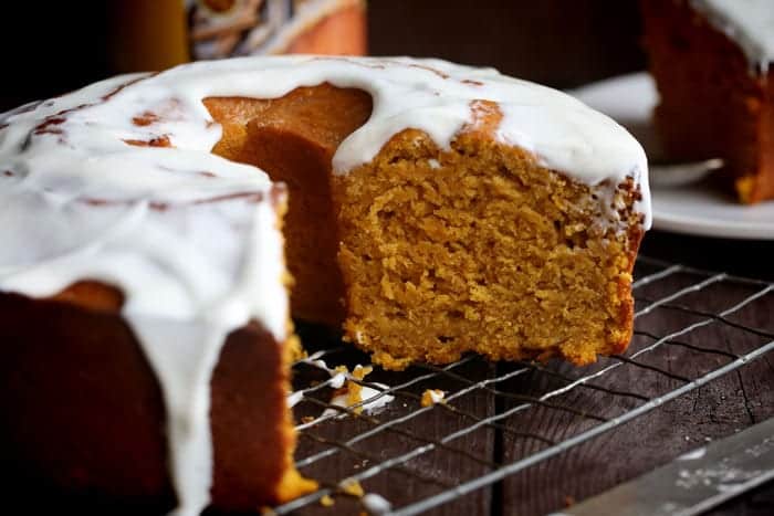 Pumpkin Dessert with Cream Cheese Glaze {VIDEO} | i am baker