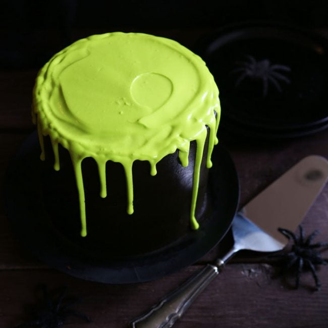 The Bake More: Glow In The Dark Cake