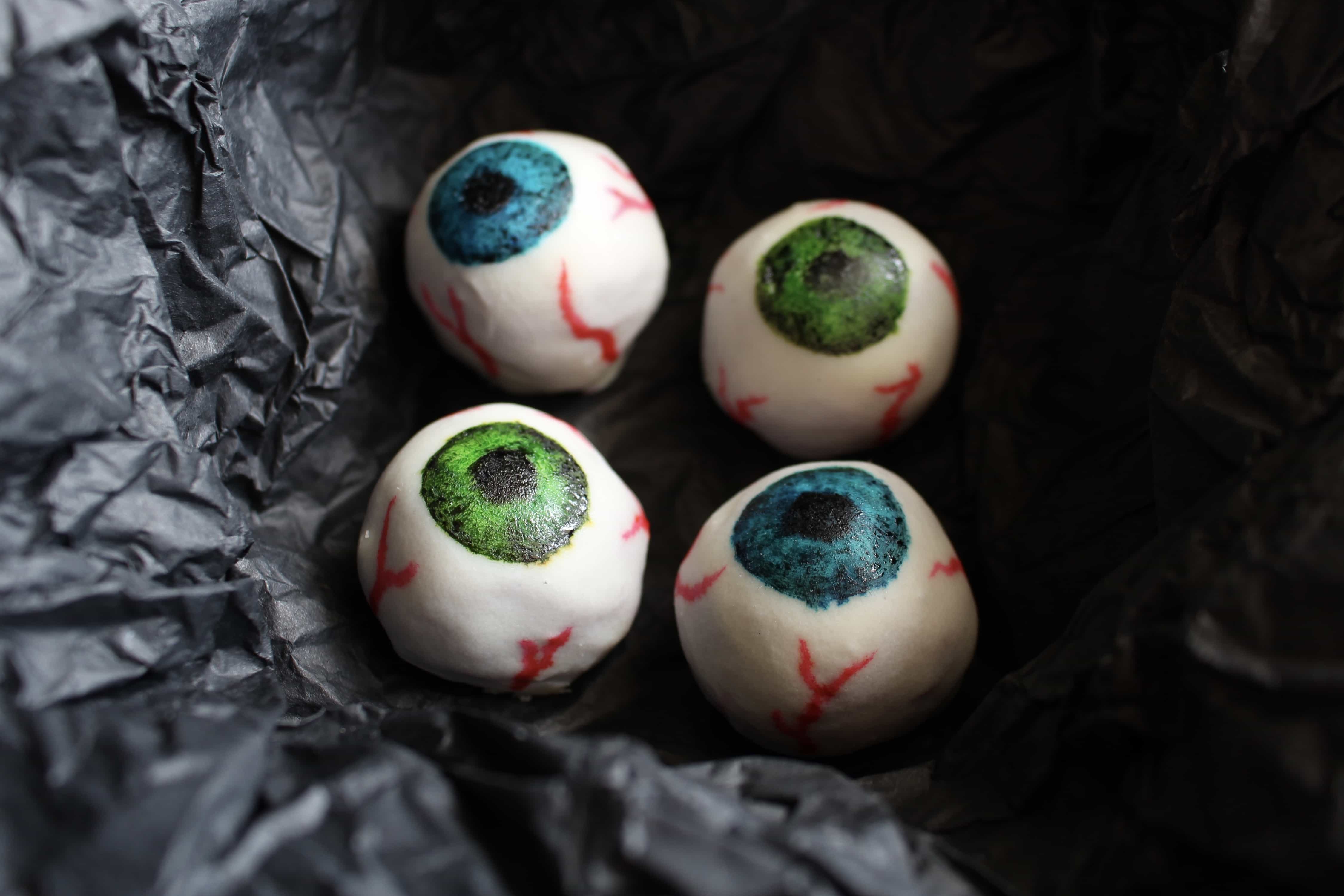 Chocolate Eyeball Candy
 Halloween White Chocolate Eyeballs